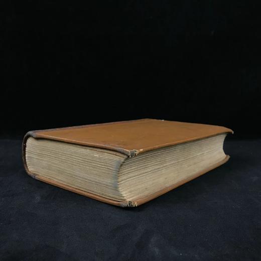 英国老瓷器收藏者手册 96页插图 皮脊加漆布面精装大32开 商品图1