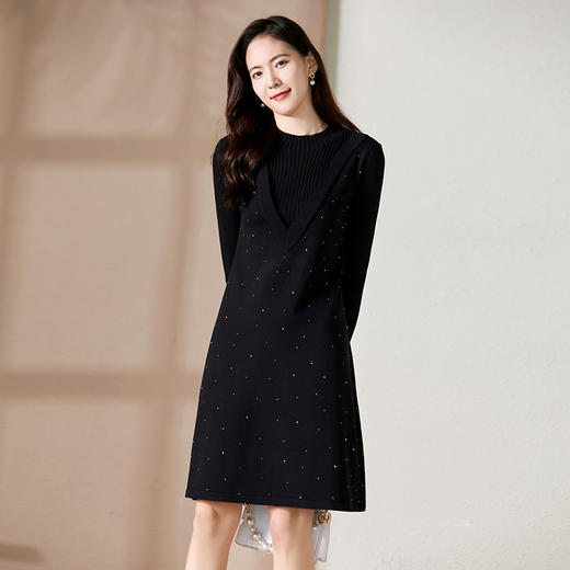 【假两件显瘦针织连衣裙】，简约领口，面料舒适弹力，9813051348 商品图2