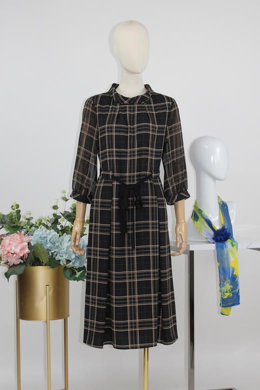 FOCALS福柯斯秋季休闲格纹印花七分袖印花圆领连衣裙FRGAX036NE 商品图5