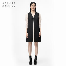 【温柔流泻】黑拼米白泡泡纱袖风琴折拼缝宽松连衣裙/0000736