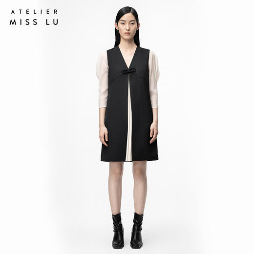 【温柔流泻】黑拼米白泡泡纱袖风琴折拼缝宽松连衣裙/0000736 商品图0