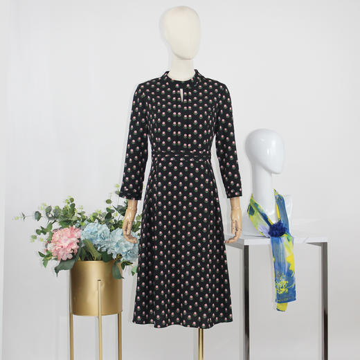 FOCALS福柯斯秋季半高领八分袖修身波点印花连衣裙FYJCX602GV 商品图4