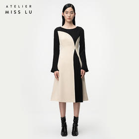 【密林小径】流畅曲线浅米绿拼黑风琴折收腰长袖连衣裙/0000741