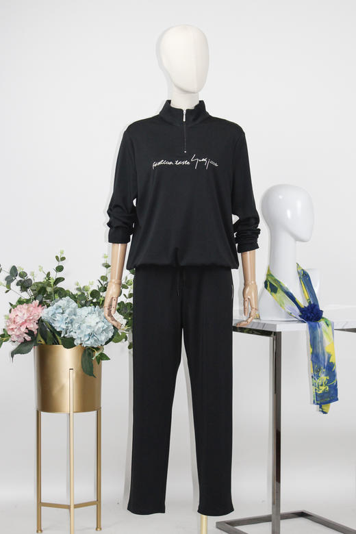 FOCALS福柯斯秋季运动风立领绣花长袖针织卫衣FRGCN508N1 商品图5