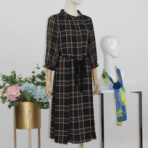 FOCALS福柯斯秋季休闲格纹印花七分袖印花圆领连衣裙FRGAX036NE 商品图1