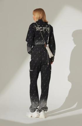 渐变水洗珍珠撞钉牛仔外套