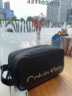 CK正品收纳袋 正好能放双肩包底部