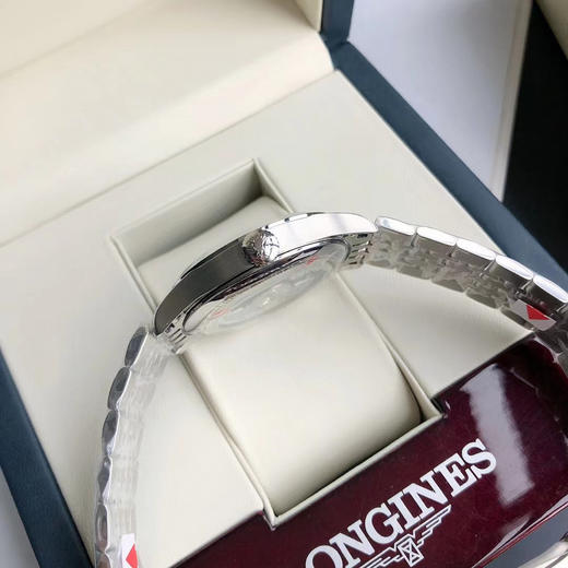 亲民版 浪琴开创者系列 男士腕表
机芯：搭载进口西铁城 商品图6