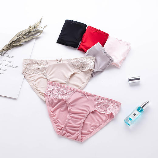 ARN-K066新款真丝女士低腰包臀三角裤桑蚕丝镂空蕾丝透气舒适内裤女 商品图1