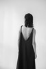 Semplicita | 扭结后背深V连衣裙 [ 黑 ] 商品缩略图6
