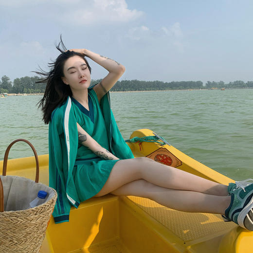 复古鳄鱼绿运动网球Polo百褶连衣裙外套 商品图1