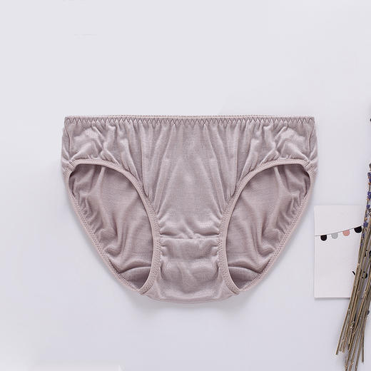 ARN-K047桑蚕丝女士三角裤薄款透气舒适低腰纯色真丝内裤女 商品图2
