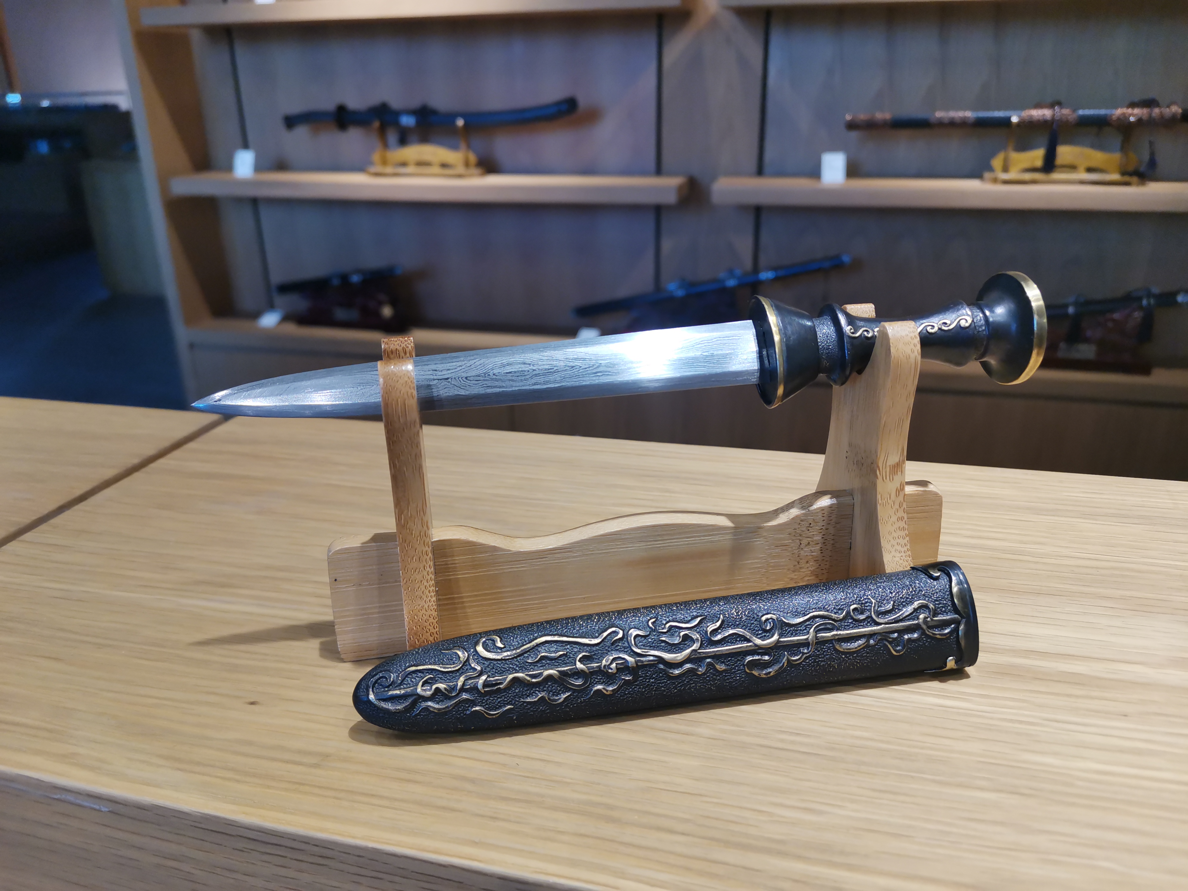 陨铁——天赐短剑（未开刃）