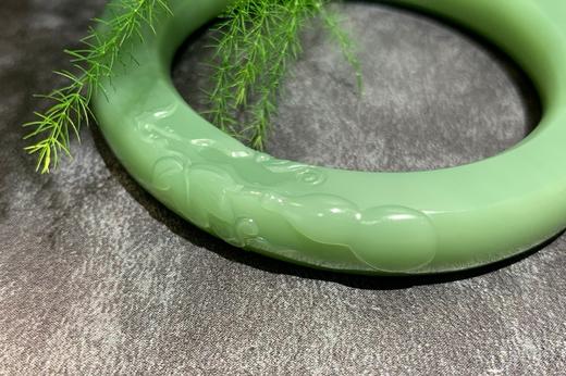 【御珠宫坊·传藏系列】碧玉手镯套装54mm 商品图4