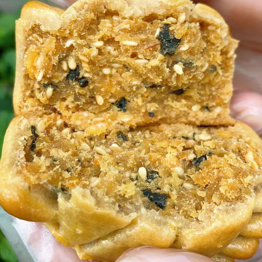 金沙咸蛋黄肉松月饼 商品图1