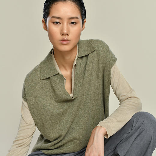 2021新款女士纯山羊绒12针平纹Polo领背心 商品图1