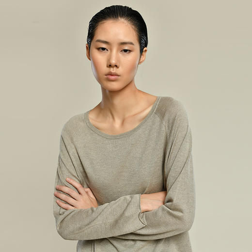 2021新款女士丝羊绒16针平纹打底衫 商品图4