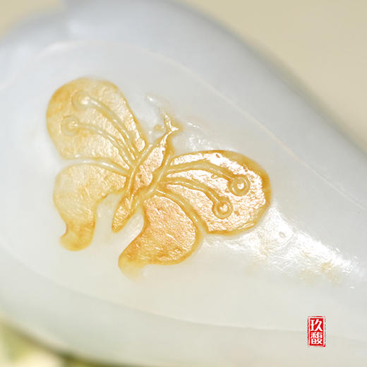 和田玉（羊脂白玉）籽料挂件--玉兰 17g（含挂绳） 商品图8