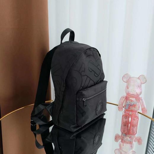 价值9700 数量稀少！bur黑色提花双肩背包 30/42/15cm 低调实用 大容量 上学/工作/旅行/出差都适用！保真款 配防尘袋 预售 商品图1