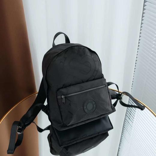 价值9700 数量稀少！bur黑色提花双肩背包 30/42/15cm 低调实用 大容量 上学/工作/旅行/出差都适用！保真款 配防尘袋 预售 商品图2