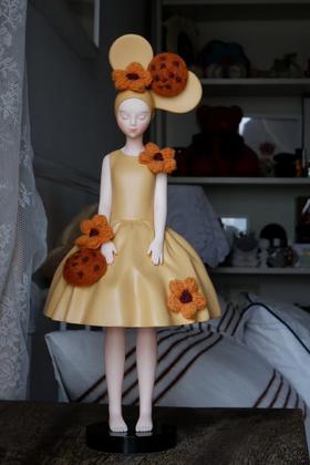 曲奇饼干-然女孩