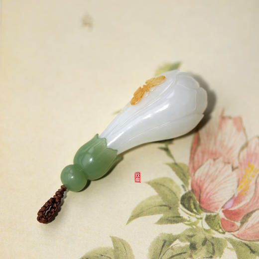 和田玉（羊脂白玉）籽料挂件--玉兰 17g（含挂绳） 商品图5