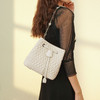 真皮包包女高级感2021新款潮百搭时尚大容量单肩斜挎水桶包 商品缩略图6