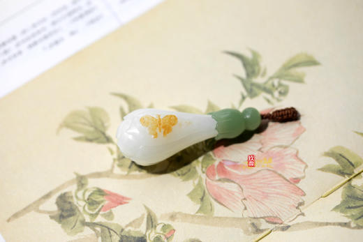 和田玉（羊脂白玉）籽料挂件--玉兰 17g（含挂绳） 商品图2
