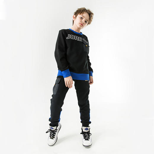 JORDAN乔丹AJ男童秋圆领套头卫衣 JD2132008运动长裤JD2132033 商品图1