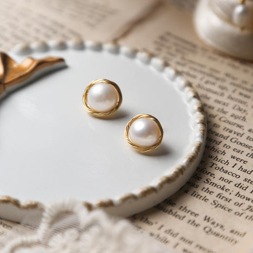 Manreya玛芮雅巴洛克手工绕线珍珠耳钉 商品图5