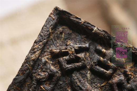 糯香高扬 陈韵优雅 古普洱•普洱方茶（2005） 商品图2