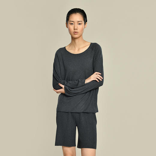 2021新款女士丝羊绒16针平纹打底衫 商品图2