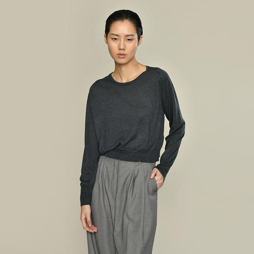 2021新款女士丝羊绒16针平纹截短套头衫 商品图5