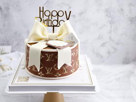 高定款——蝴蝶结品牌包蛋糕（提前2天预订）