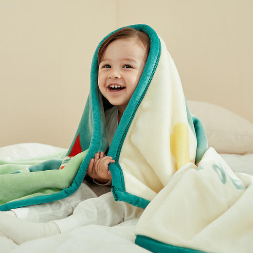 【母婴】威尔贝鲁男女儿童舒柔云毯婴幼儿宝宝盖毯毛毯保暖幼儿园午睡毯子 商品图0