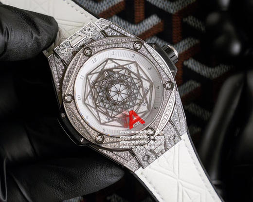 WWF工厂，新品HB全新“豪华版”宇Big Bang刺青满钻腕表，终于上线啦！【技术突破】：“豪华版”满钻刺青，全表壳镶嵌斯华洛世奇美钻，工艺效果比拟正品，表壳原版全程CNC打 商品图14