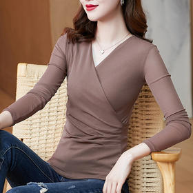KQL- E001M6065 2021秋季新款时尚纯色网纱交叉V领打底衫长袖女修身显瘦大码T恤