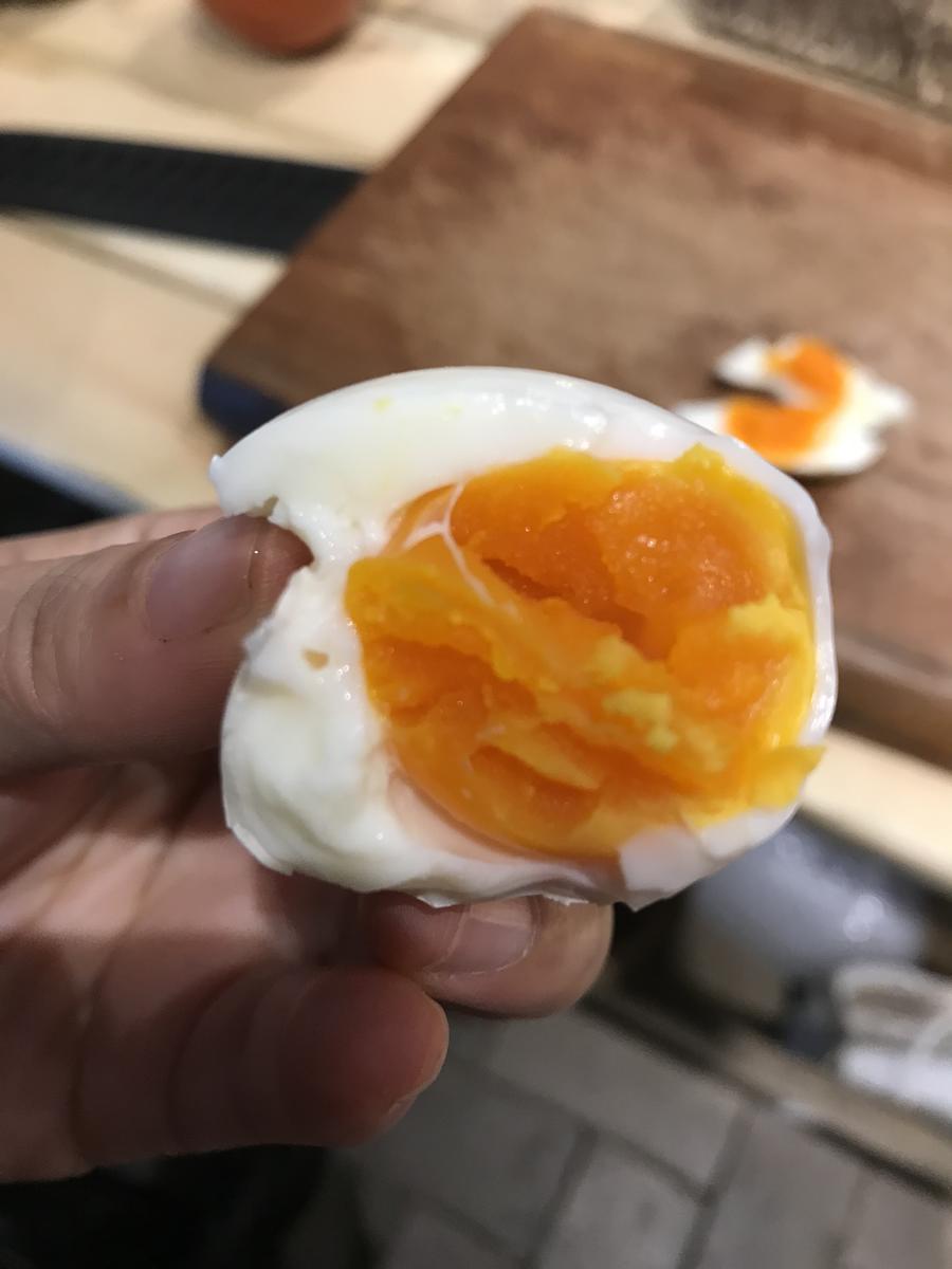 可生食的"功夫鸡蛋",山林野养土鸡蛋0激素0色素