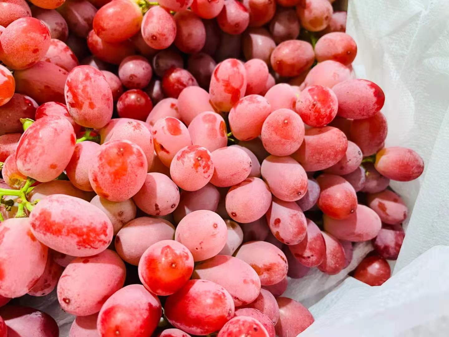 克伦生无籽红提 一件约4斤装  不用吐籽  ，甜蜜可口