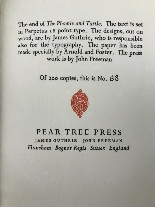 限量版手工纸 莎士比亚《凤凰和斑鸠》 詹姆斯·古斯里木版画设计 精装大32开 商品图6