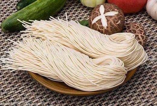 新鲜面条（细） 300g 商品图1