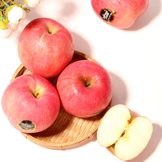 【欢乐果园】山东富士黑标4.5斤大果礼盒装 商品图1