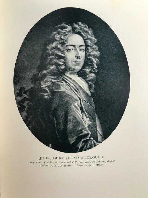 萨拉：马尔博罗公爵夫人传 14幅插图 漆布精装大32开 商品图11