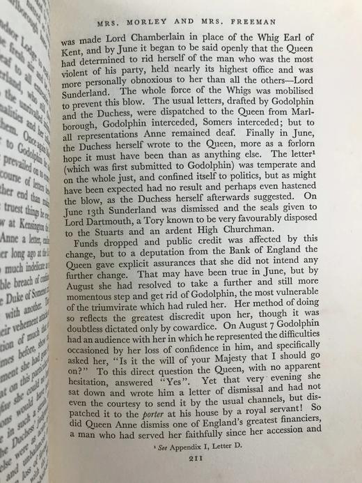 萨拉：马尔博罗公爵夫人传 14幅插图 漆布精装大32开 商品图14
