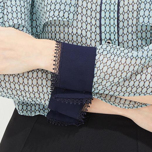 QE22A斯尔丽瑟俪2021年秋季上新撞色蝙蝠袖碎花衬衫 商品图5