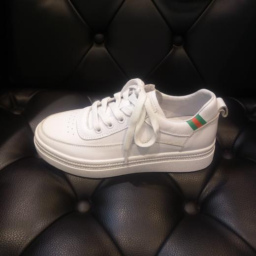 lfgj jeans  bj815新品牛皮小白鞋（鞋底发黄，介意者慎拍） 商品图1