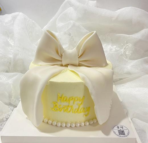 手工翻糖蝴蝶结女神生日蛋糕 商品图0