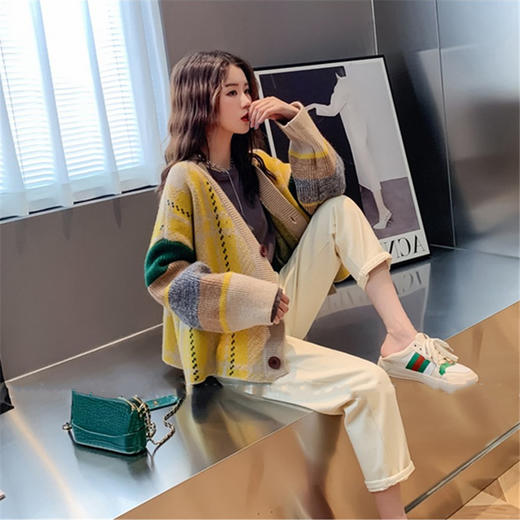 拼色开衫毛衣女外穿复古港风宽松大码秋季新款百搭短款针织外套潮 商品图2