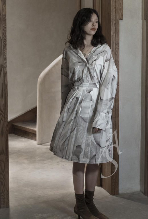 LOW CLASSIC  米白色印花百褶半裙 商品图0