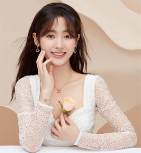 细数那些邢菲同款，你会发现……